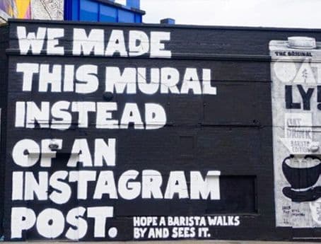 Mural reklamowy