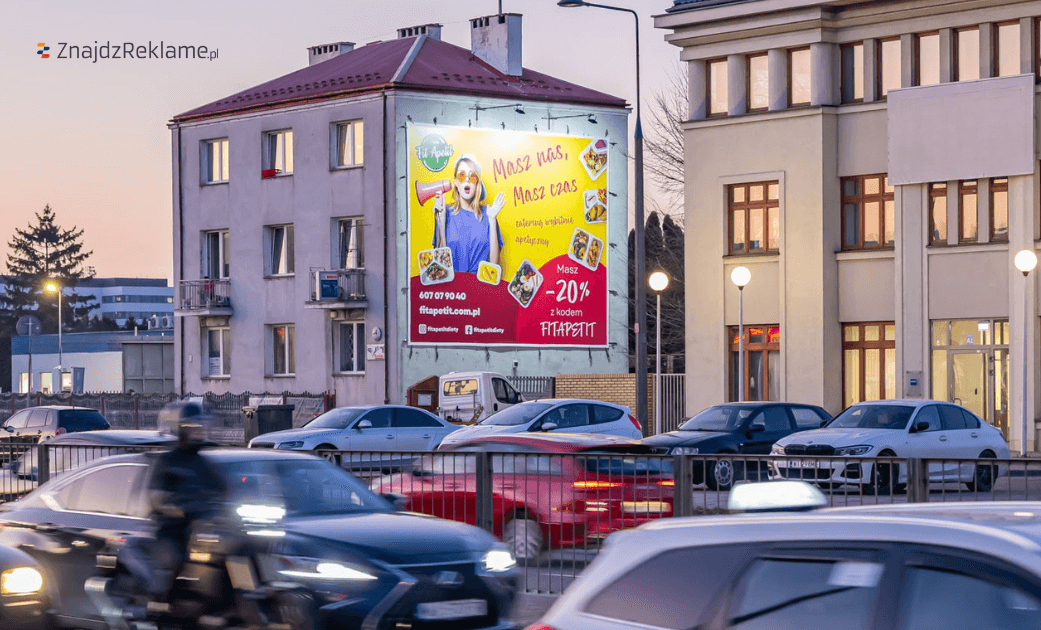Idealne miejsce na Twoją reklamę &#8211; przewodnik po wyborze nośnika outdoorowego